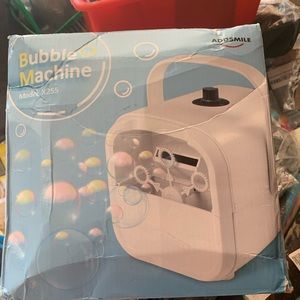 Brand new bubble machine